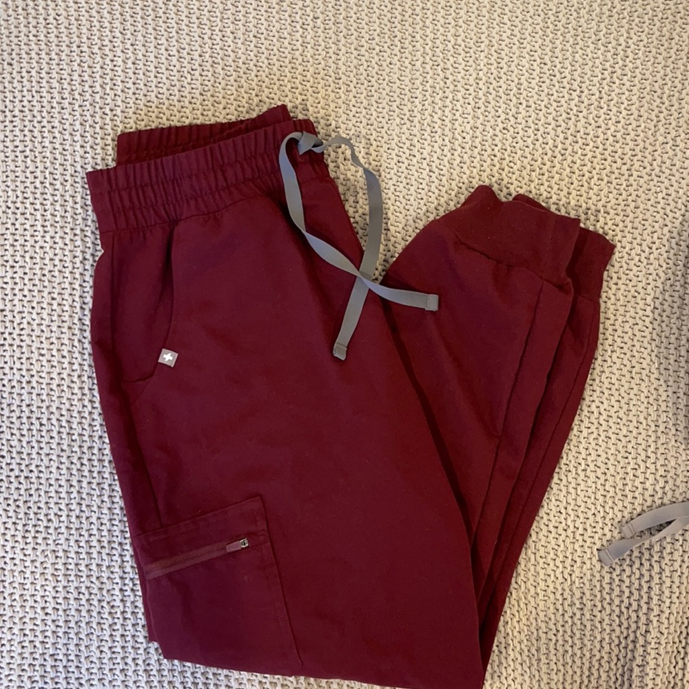 Burgundy Figs Zamora high waisted jogger, medium petite